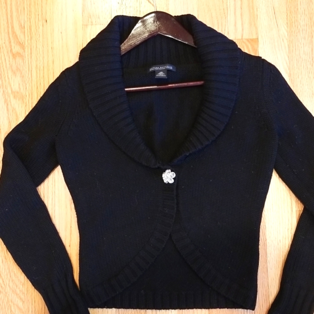 Extra fine Italian merino wool cardigan with rhinestone flower closure black XS